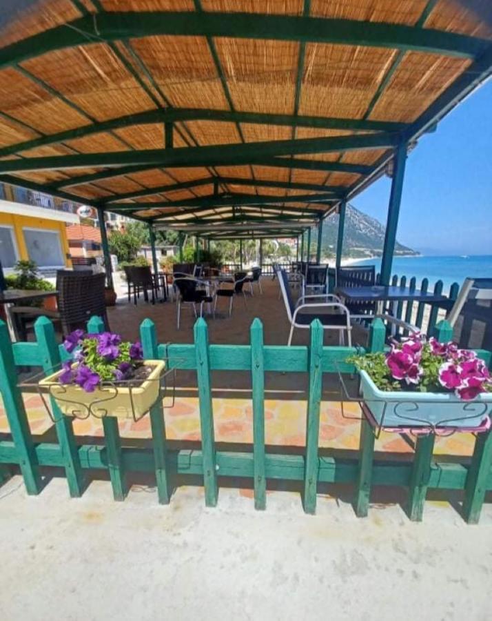 Riviera Hotel Poros  Exteriör bild